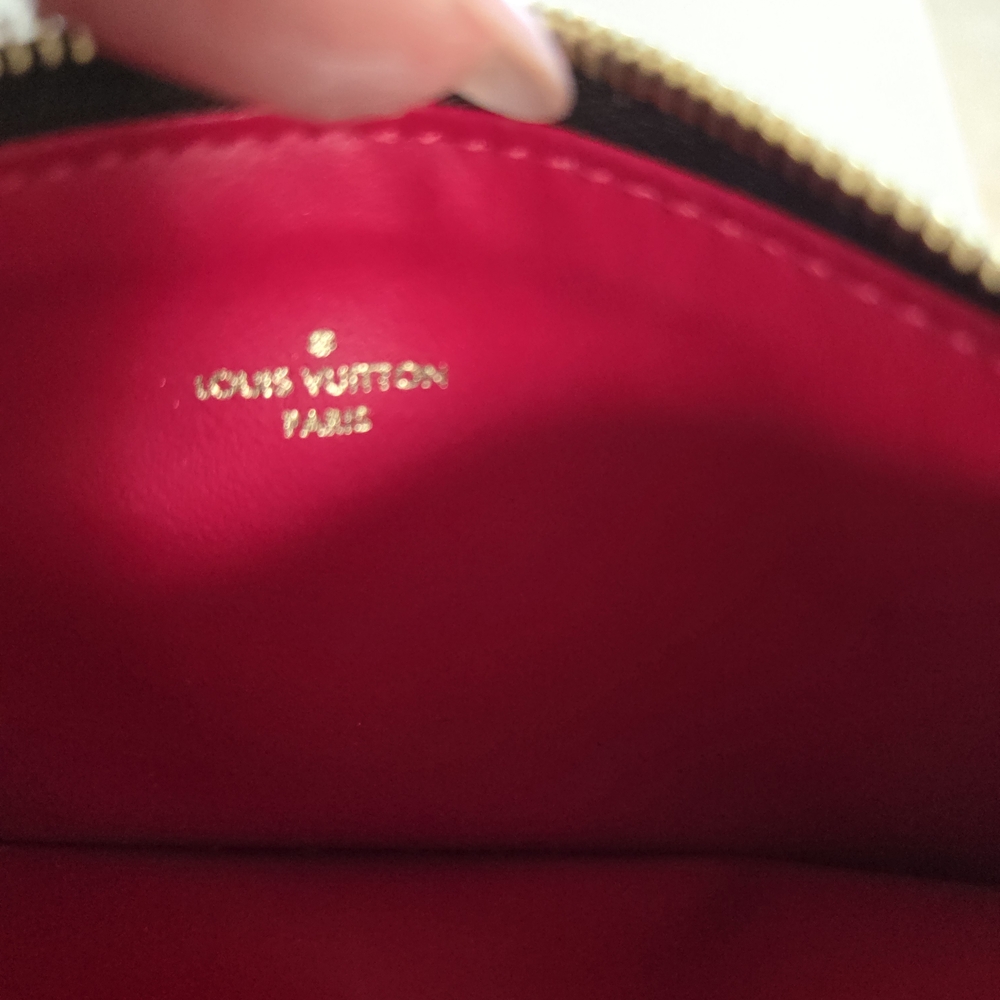 Louis Vuitton Damier Wallet or Make-Up Pouch - Picture 9 of 9